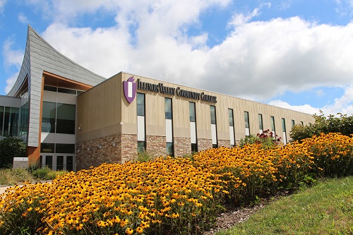 IVCC - Illinois Valley Community College photo